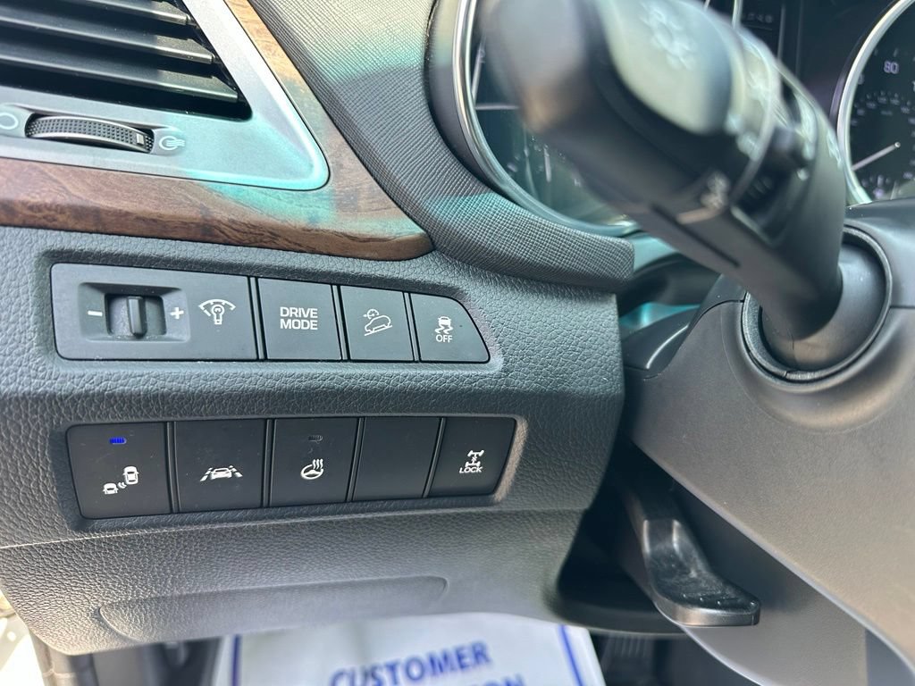 Used 2018 Hyundai Santa Fe Sport w/ 2.0T Ultimate Tech Package 05 AWD/4WD image 15