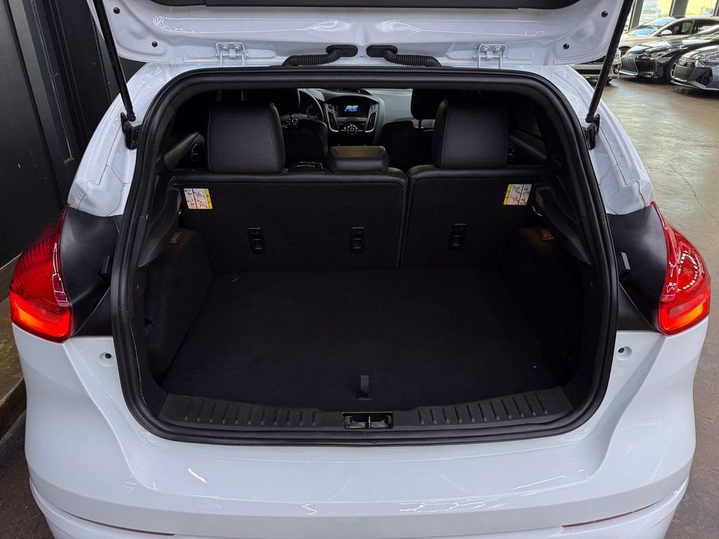 Used 2017 Ford Focus RS image 28