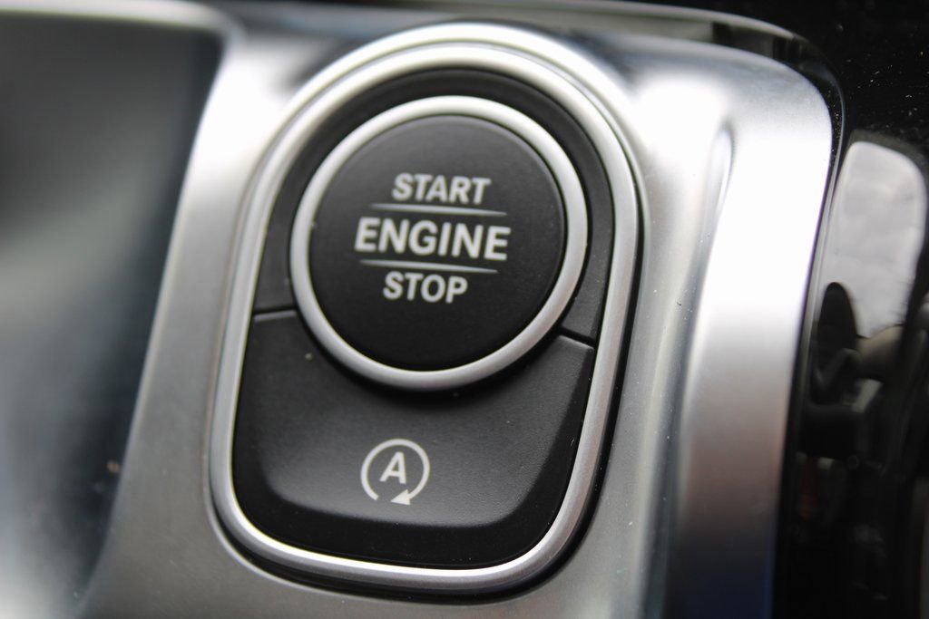 Used 2023 Mercedes-Benz GLB 250 image 35