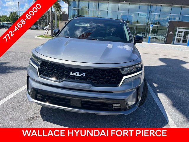 Used 2022 Kia Sorento SX FWD image 2