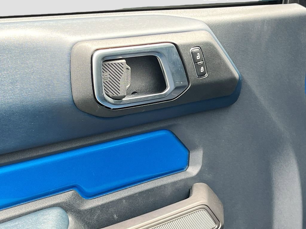 Used 2023 Ford Bronco Outer Banks w/ Sasquatch Package AWD/4WD image 18