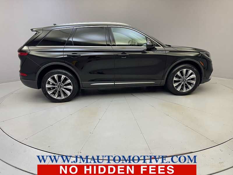 Used 2022 Lincoln Corsair Reserve w/ Elements Package AWD/4WD image 6