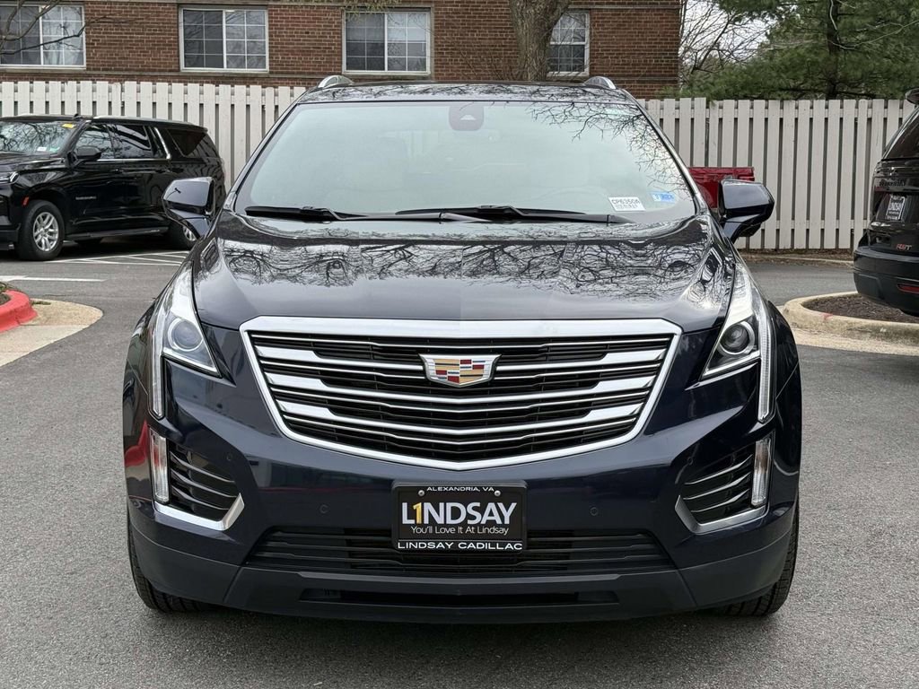 Used 2017 Cadillac XT5 Luxury w/ Driver Awareness Package image 8