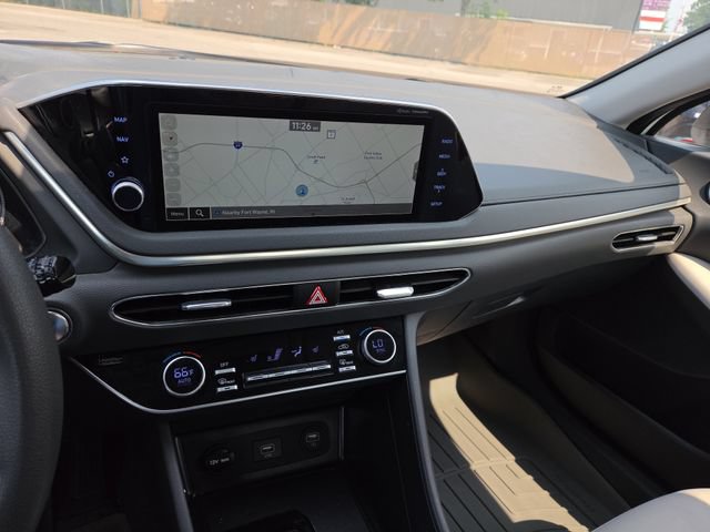 Certified 2023 Hyundai Sonata SEL w/ Preferred Accessory Package FWD image 11