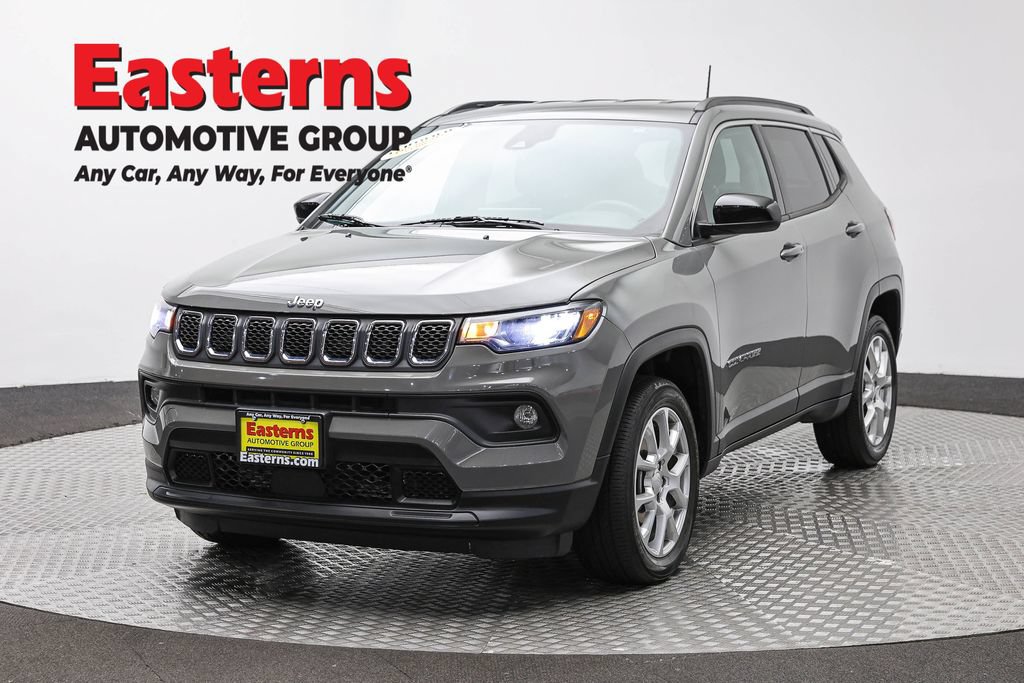 Used 2023 Jeep Compass Latitude