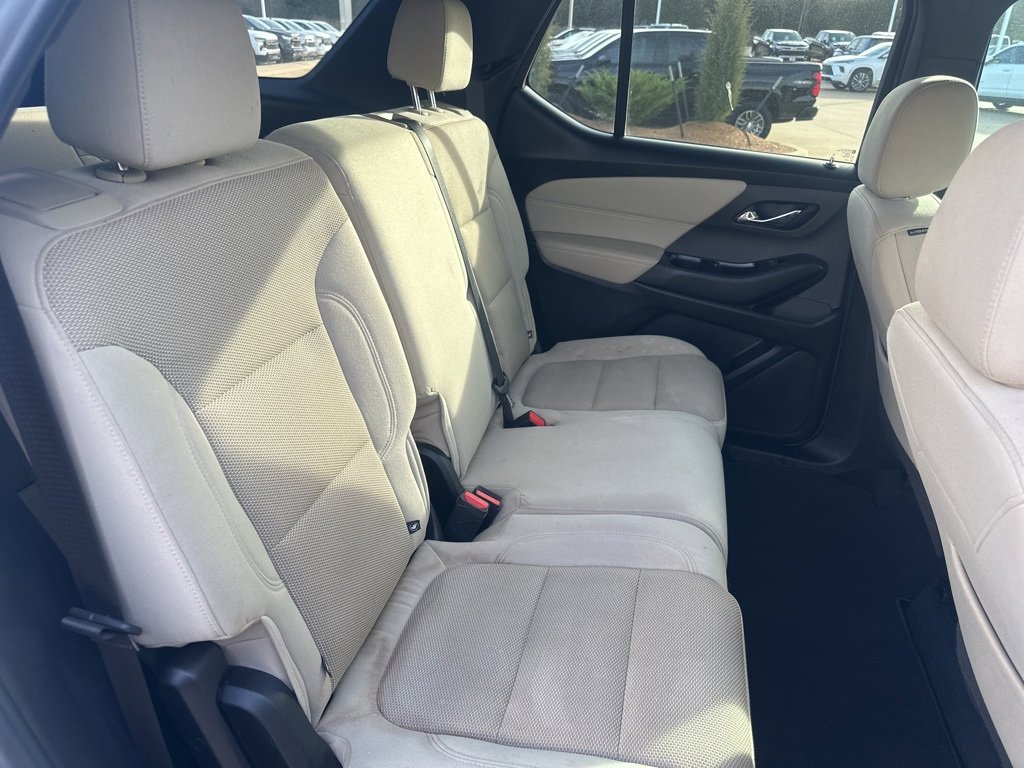 Used 2022 Chevrolet Traverse LS w/ Midnight/Sport Edition image 23