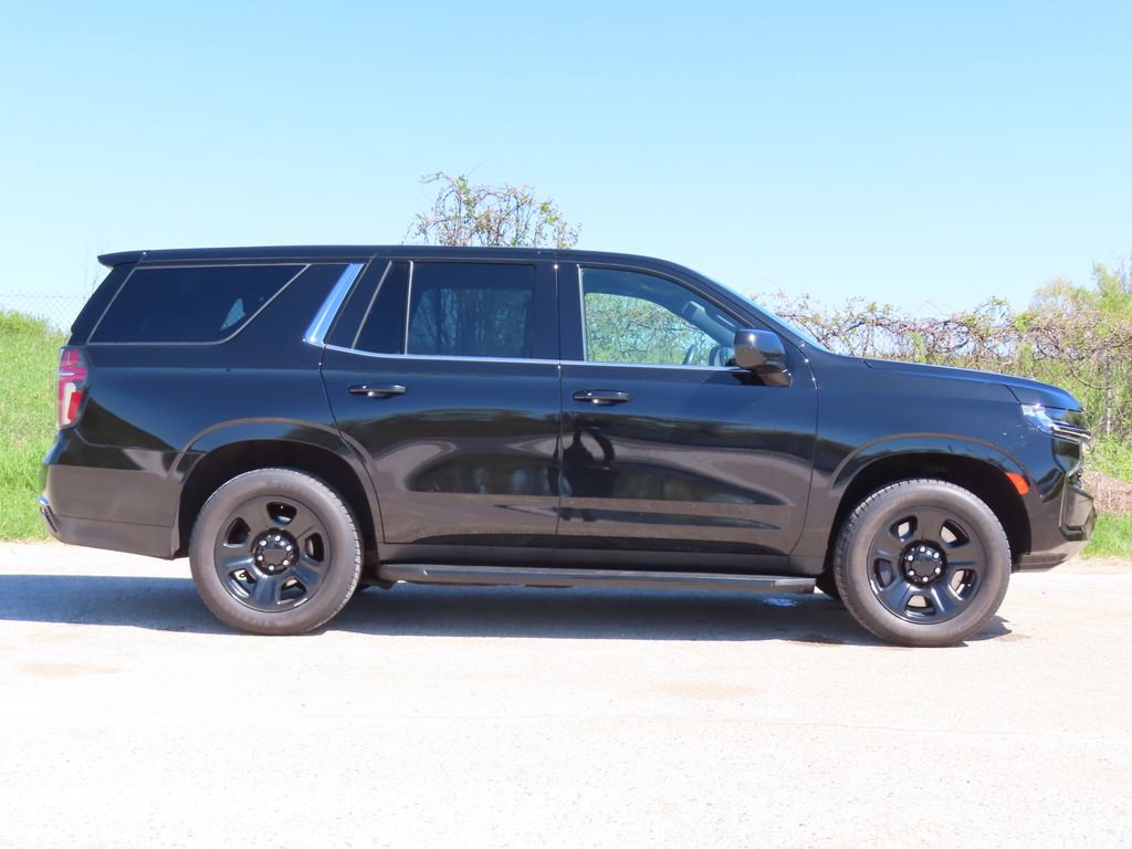 Used 2021 Chevrolet Tahoe 4WD w/ Remote Keyless Entry Package image 2