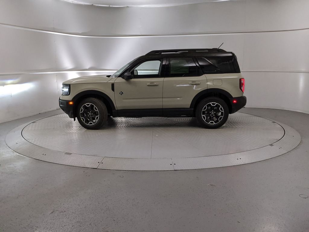 New 2025 Ford Bronco Sport Outer Banks image 5