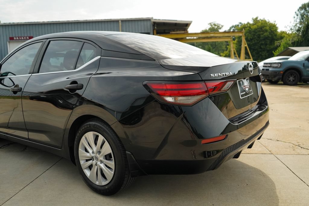 Used 2025 Nissan Sentra S w/ Lighting Package FWD image 20