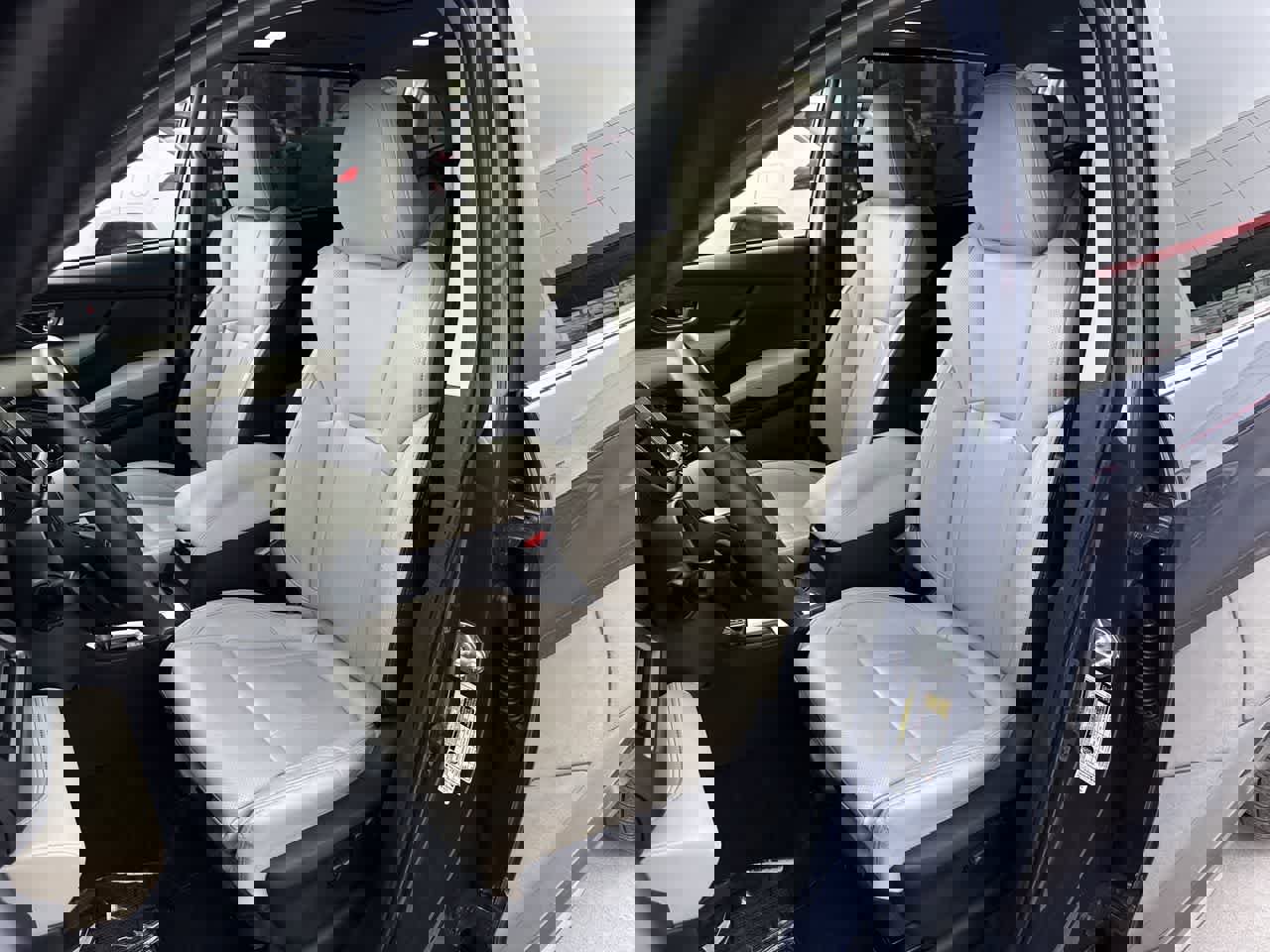 Used 2023 Subaru Ascent Limited w/ Technology Package image 11