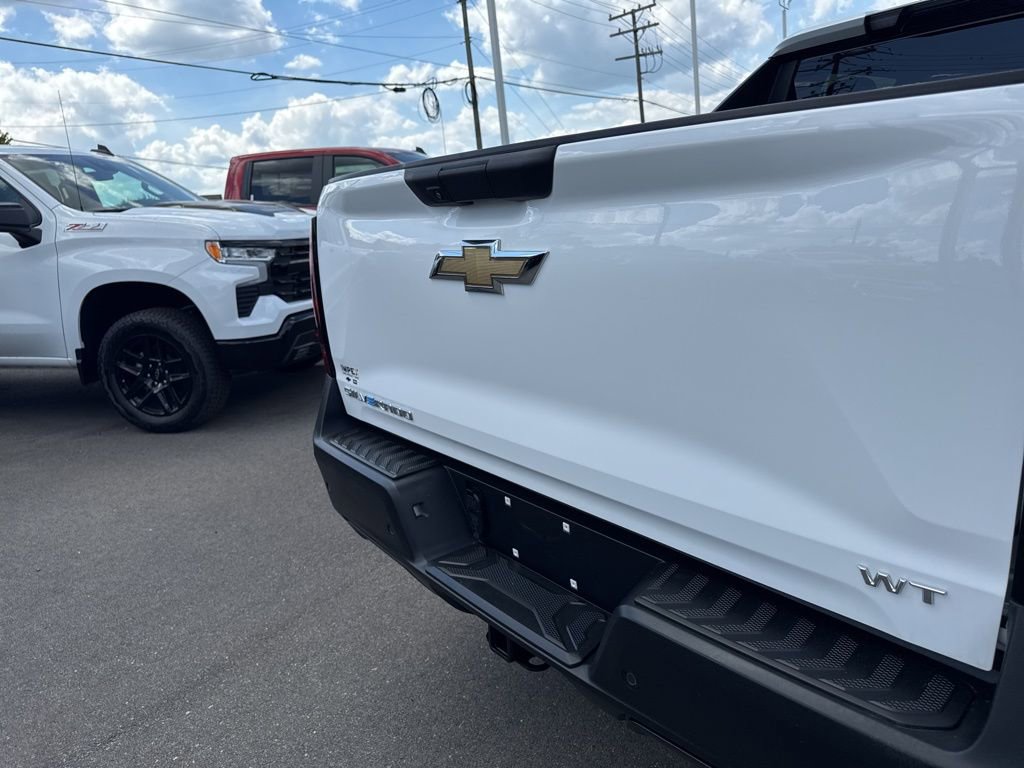 Used 2024 Chevrolet Silverado EV W/T image 31