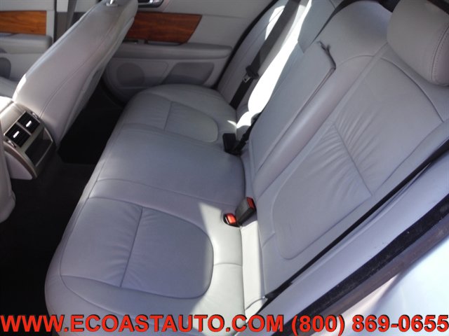 Used 2010 Jaguar XF Luxury image 14