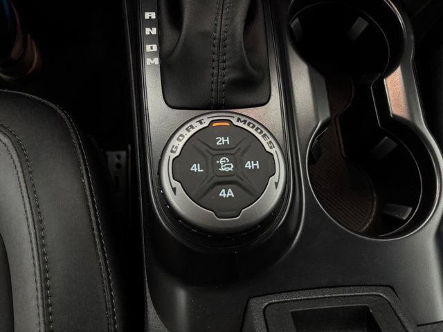 Used 2024 Ford Bronco Everglades AWD/4WD image 33