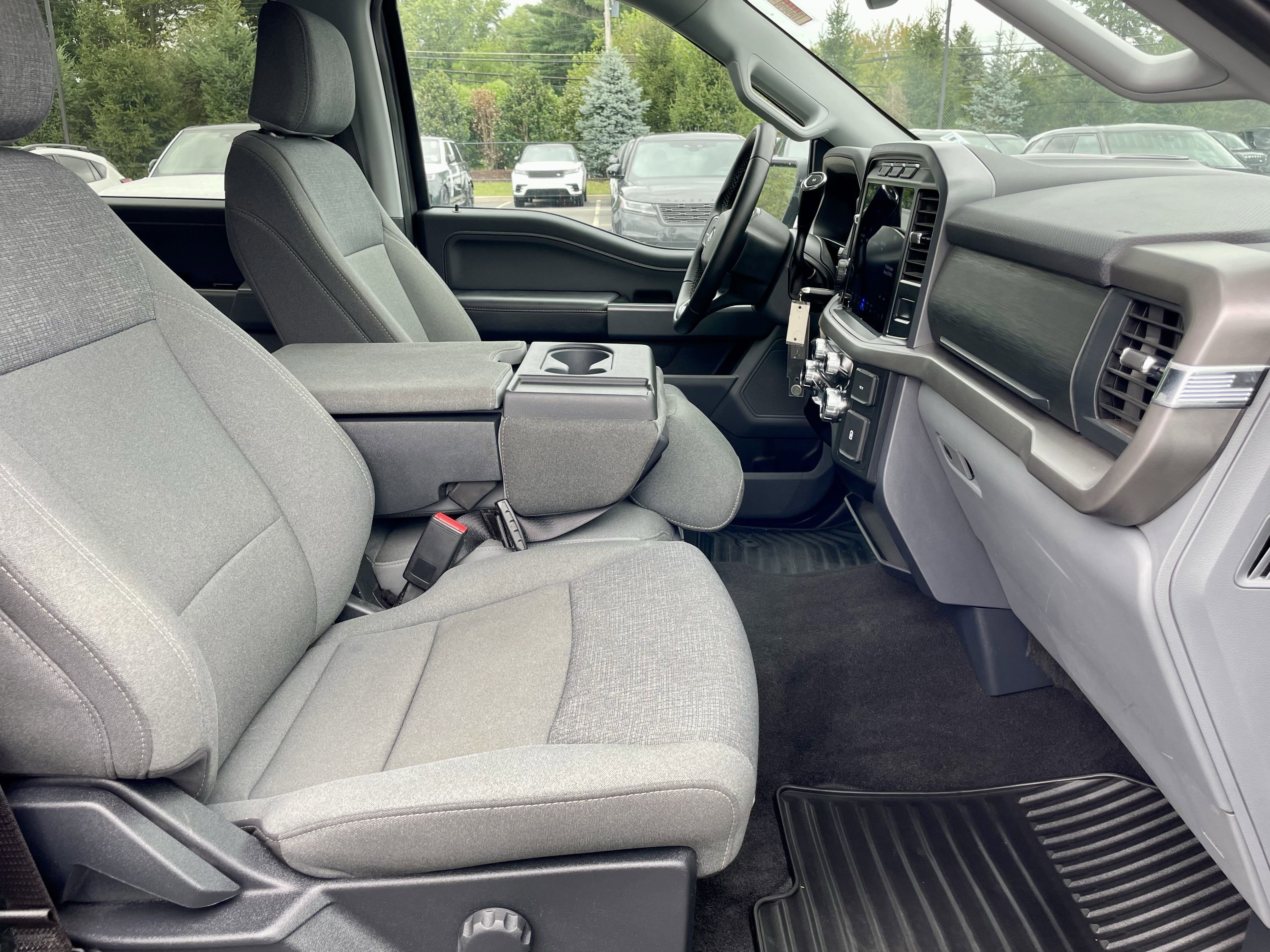 Used 2024 Ford F150 XLT image 15