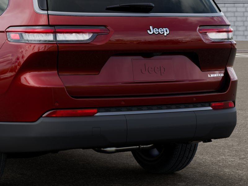 New 2026 Jeep Grand Cherokee L Limited w/ Limited Altitude Package RWD image 14