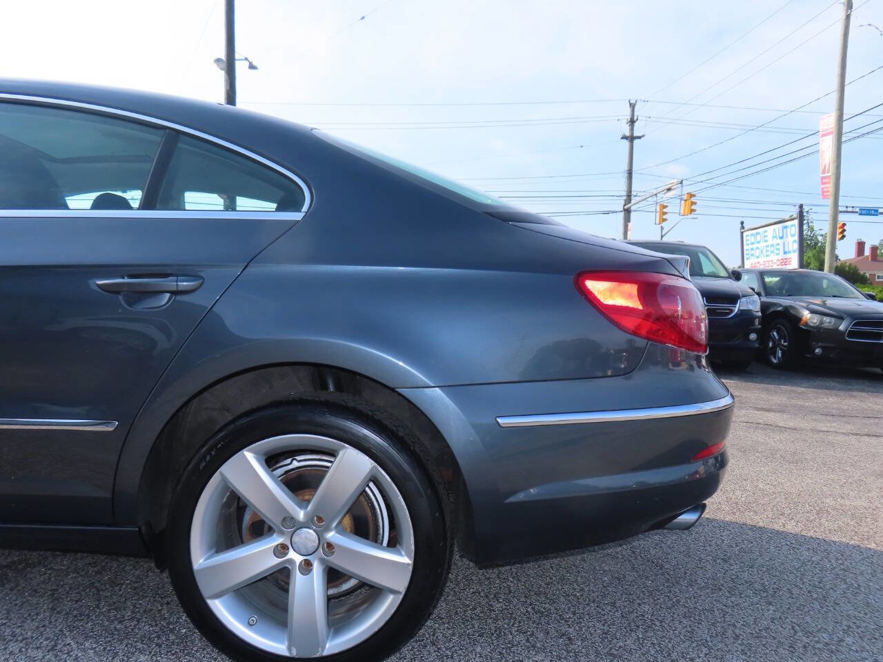 Used 2012 Volkswagen CC Lux Plus FWD image 27