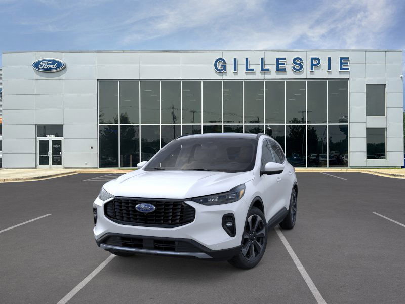 New 2024 Ford Escape Platinum w/ Class II Trailer Tow Package image 2