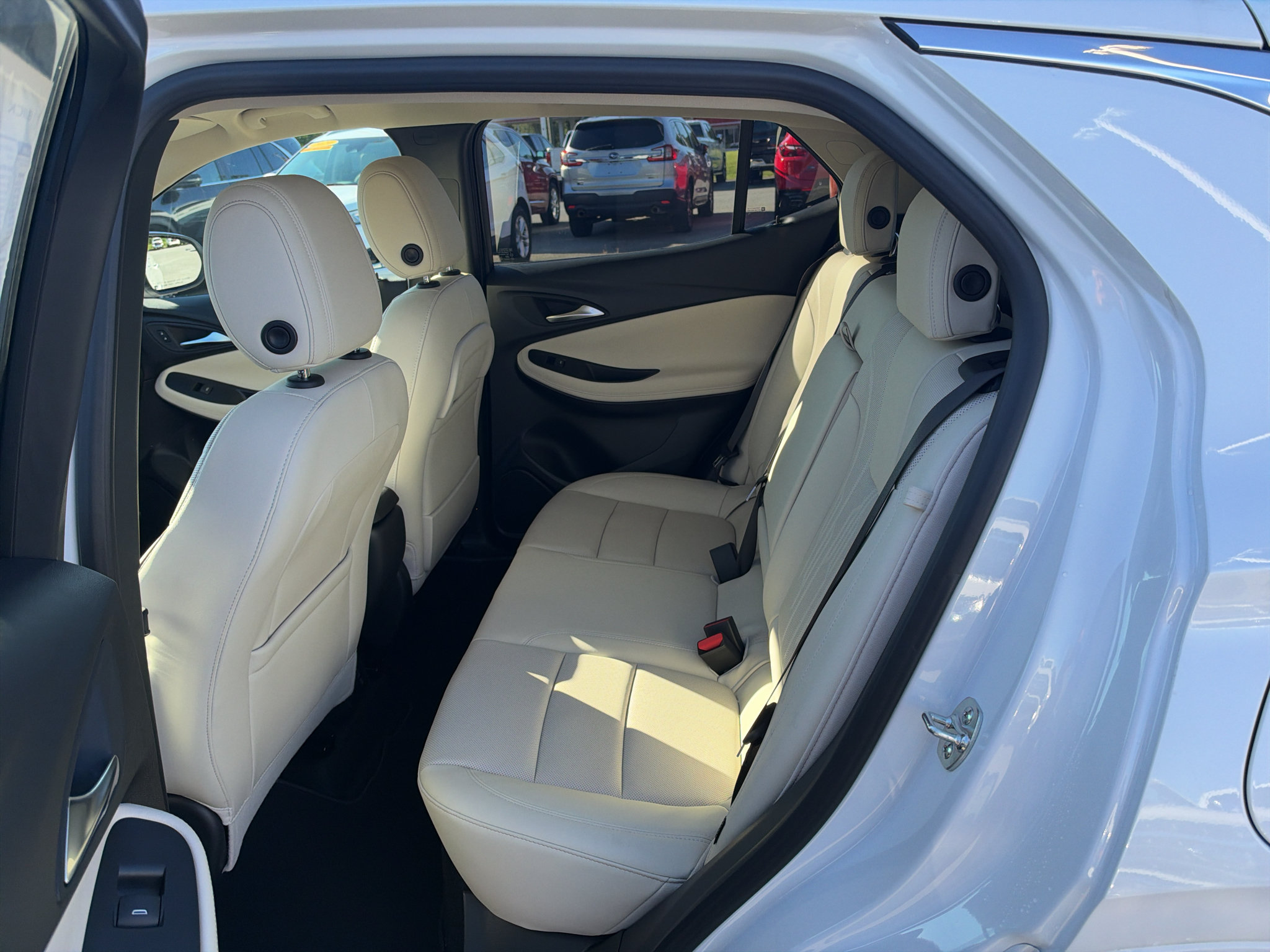 New 2026 Buick Encore GX Avenir w/ Avenir Technology Package FWD image 17