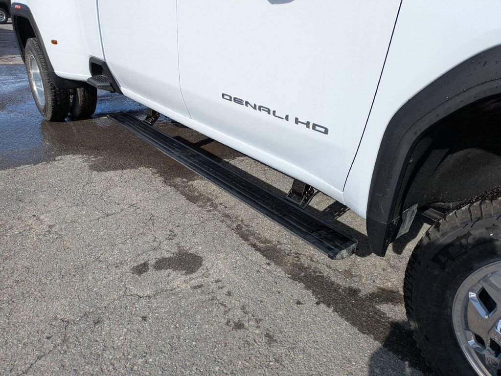 New 2026 GMC Sierra 3500 Denali Ultimate AWD/4WD image 31
