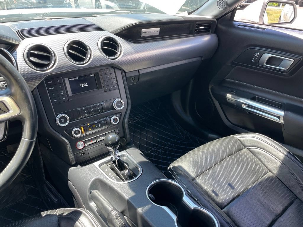 Used 2021 Ford Mustang GT RWD image 8