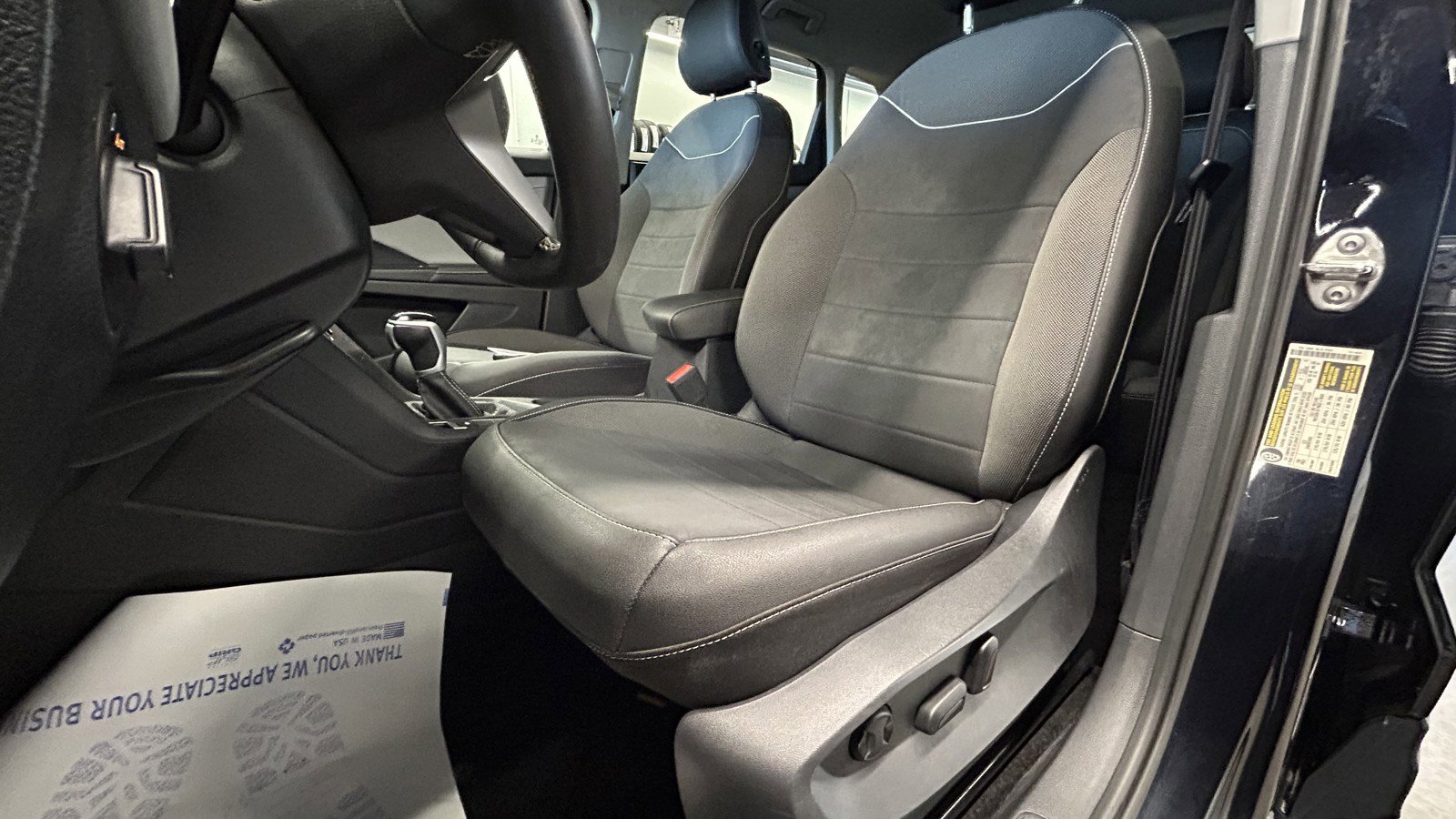 Used 2024 Volkswagen Taos SE image 12