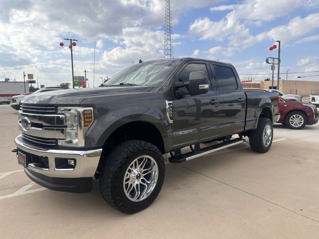 Used 2019 Ford F250 Lariat w/ Lariat Ultimate Package AWD/4WD image 8