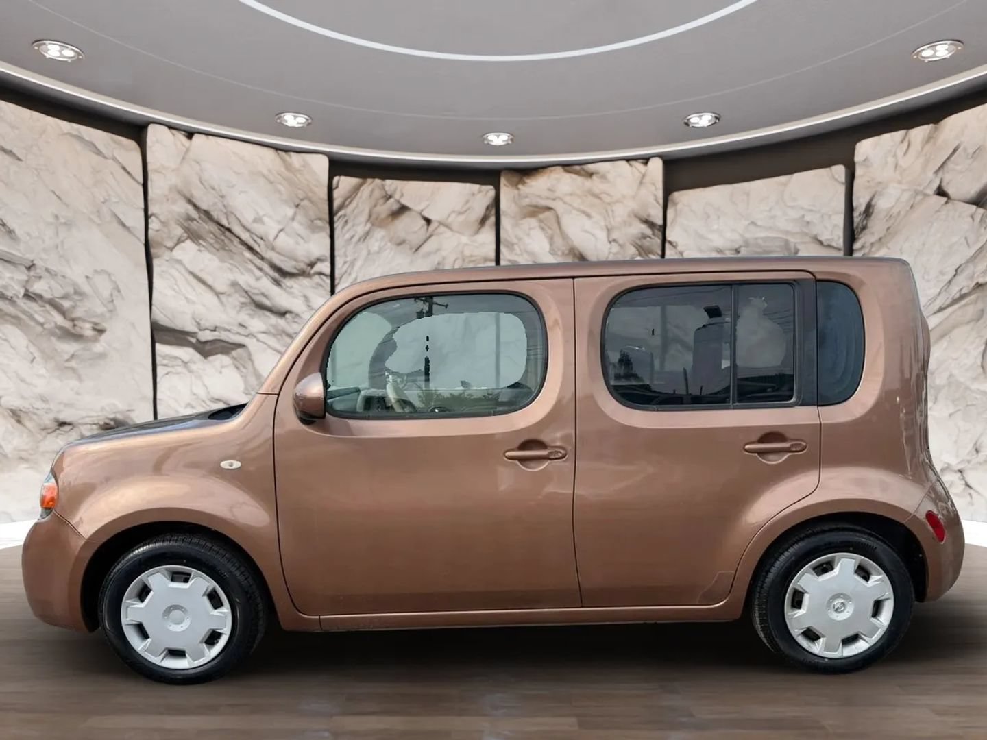 Used 2011 Nissan Cube 1.8 S w/ Interior Designer Pkg FWD image 5