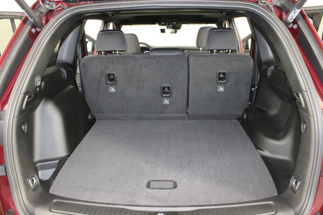 New 2026 Jeep Grand Cherokee Laredo AWD/4WD image 18