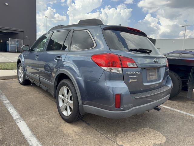 Used 2014 Subaru Outback 2.5i Limited AWD/4WD image 5