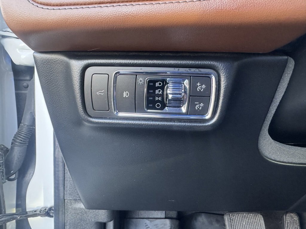 Used 2023 Lincoln Aviator Reserve w/ Equipment Group 201A image 15