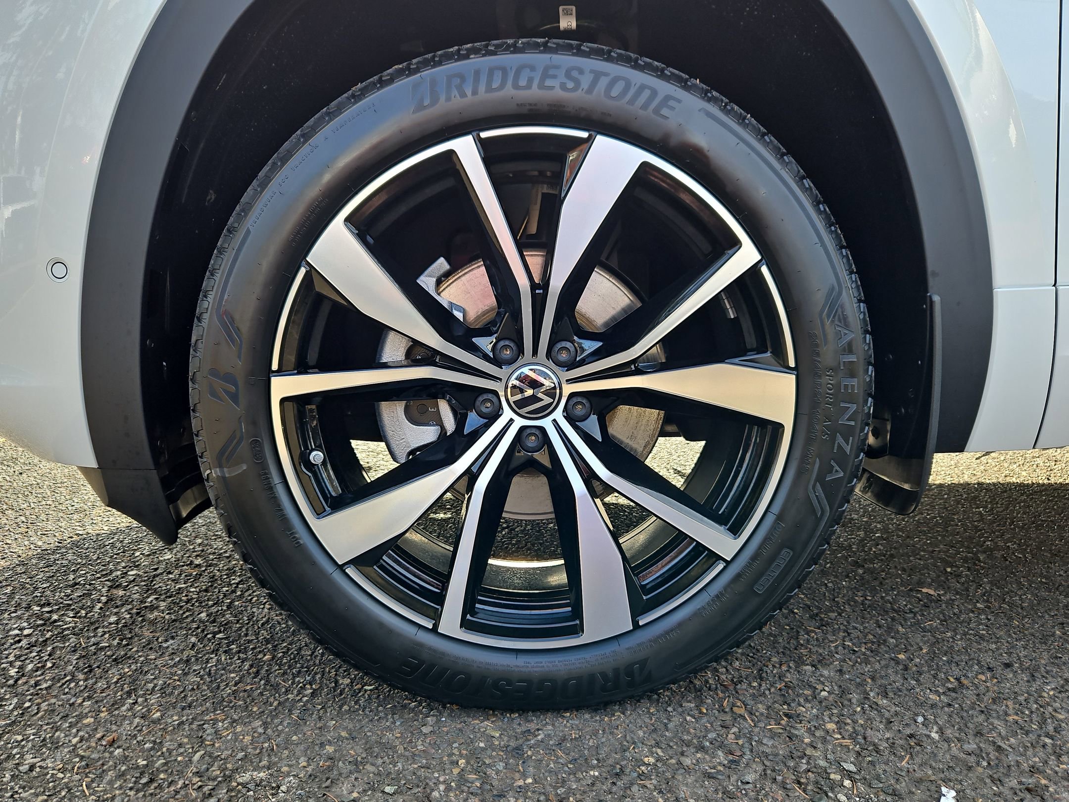 New 2026 Volkswagen Atlas SEL Premium R-Line image 33