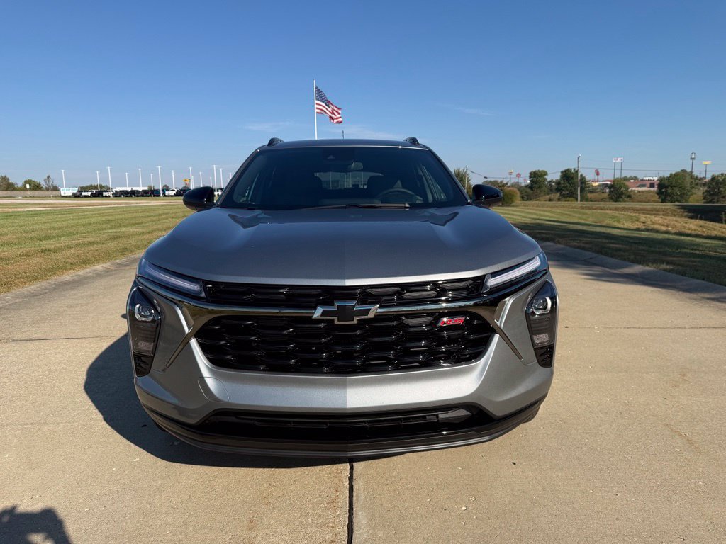 New 2026 Chevrolet Trax RS w/ Driver Confidence Package FWD image 12