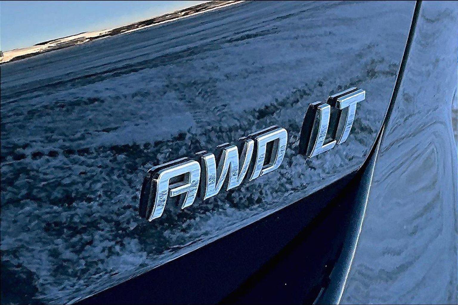 Used 2024 Chevrolet Equinox LT image 9