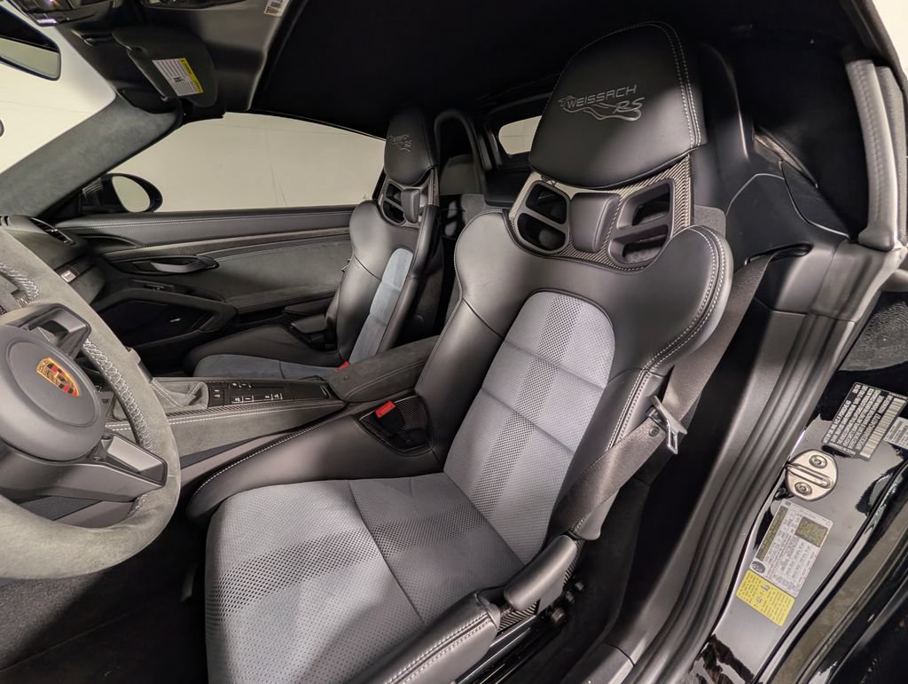 Certified 2024 Porsche 718 Boxster Spyder RS RWD image 4