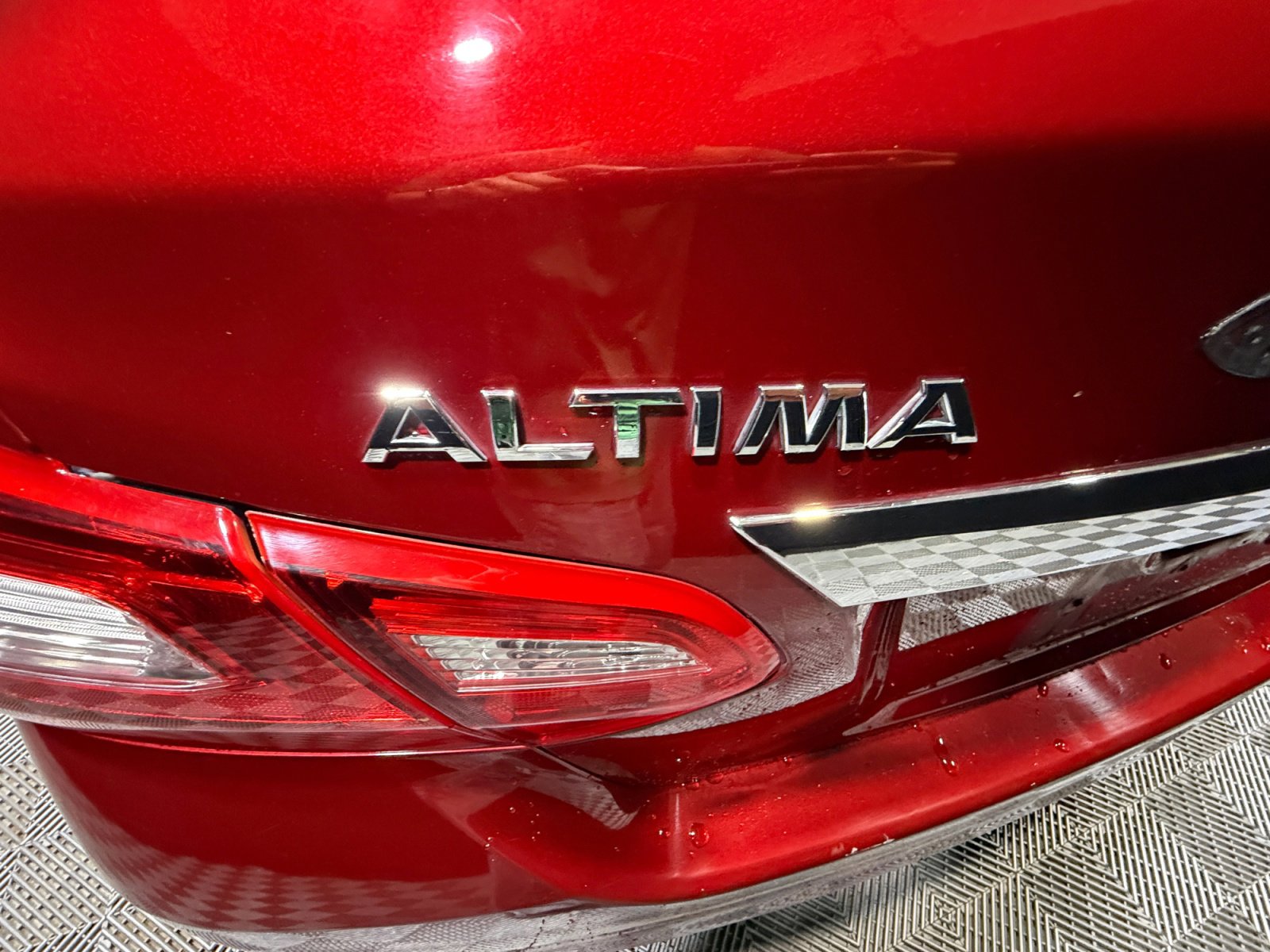 Used 2017 Nissan Altima 2.5 SV image 24