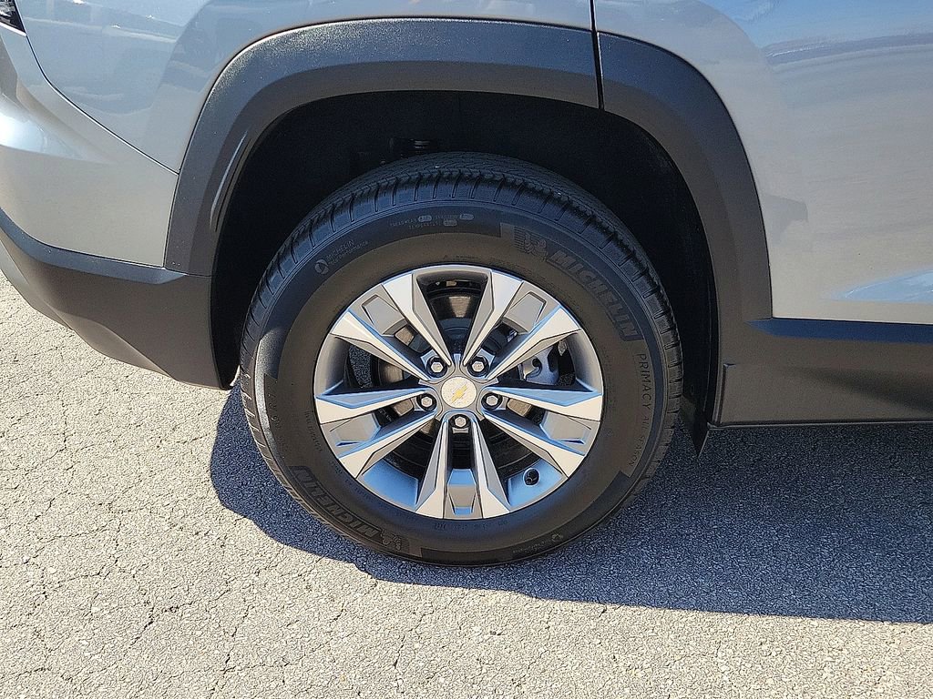 Used 2025 Chevrolet Equinox LT AWD/4WD image 7