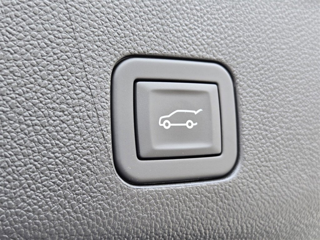 New 2026 Chevrolet Tahoe Premier image 9