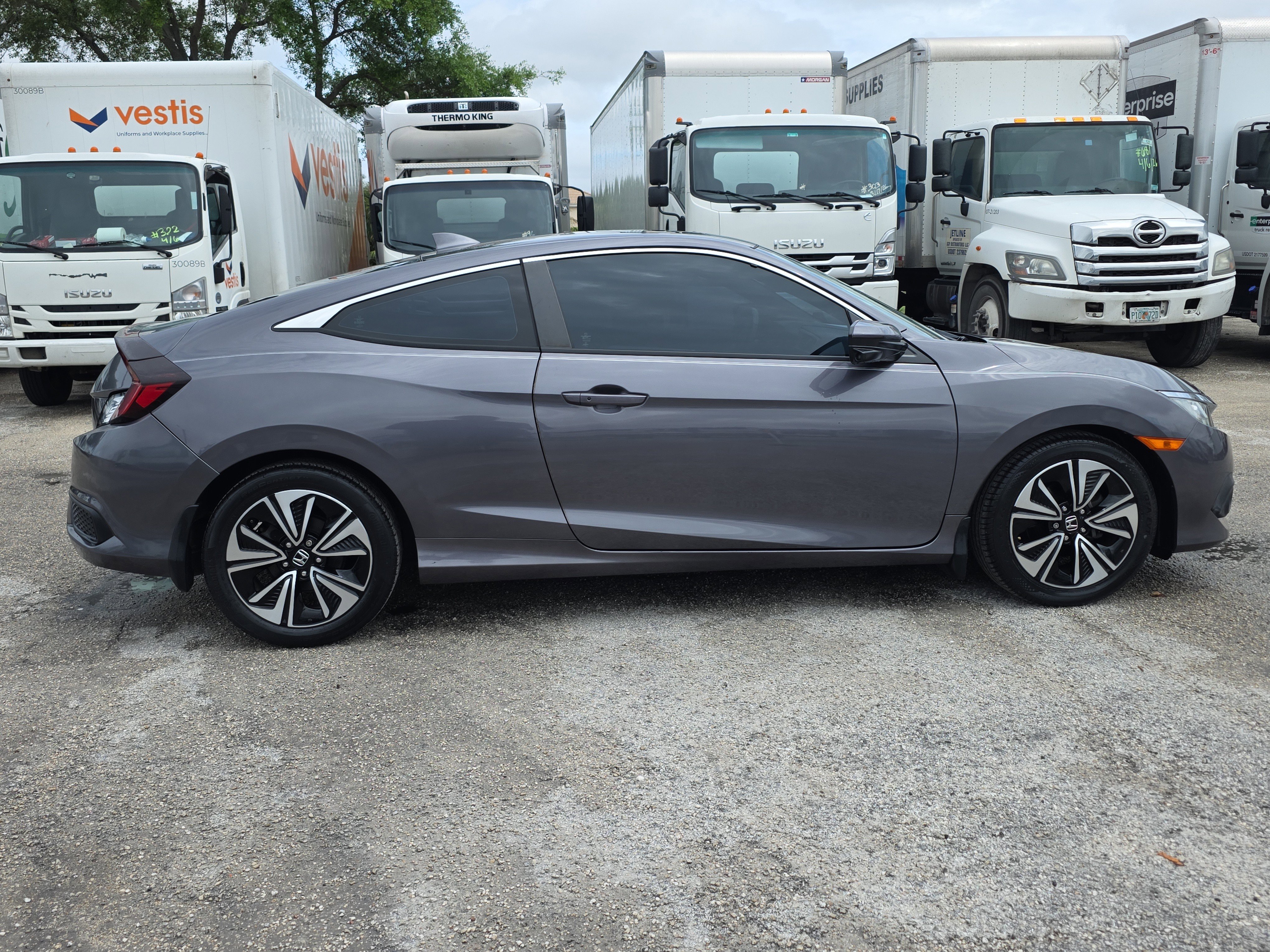 Used 2018 Honda Civic EX-T image 8