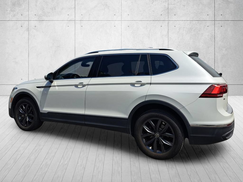 Used 2023 Volkswagen Tiguan SE FWD image 7