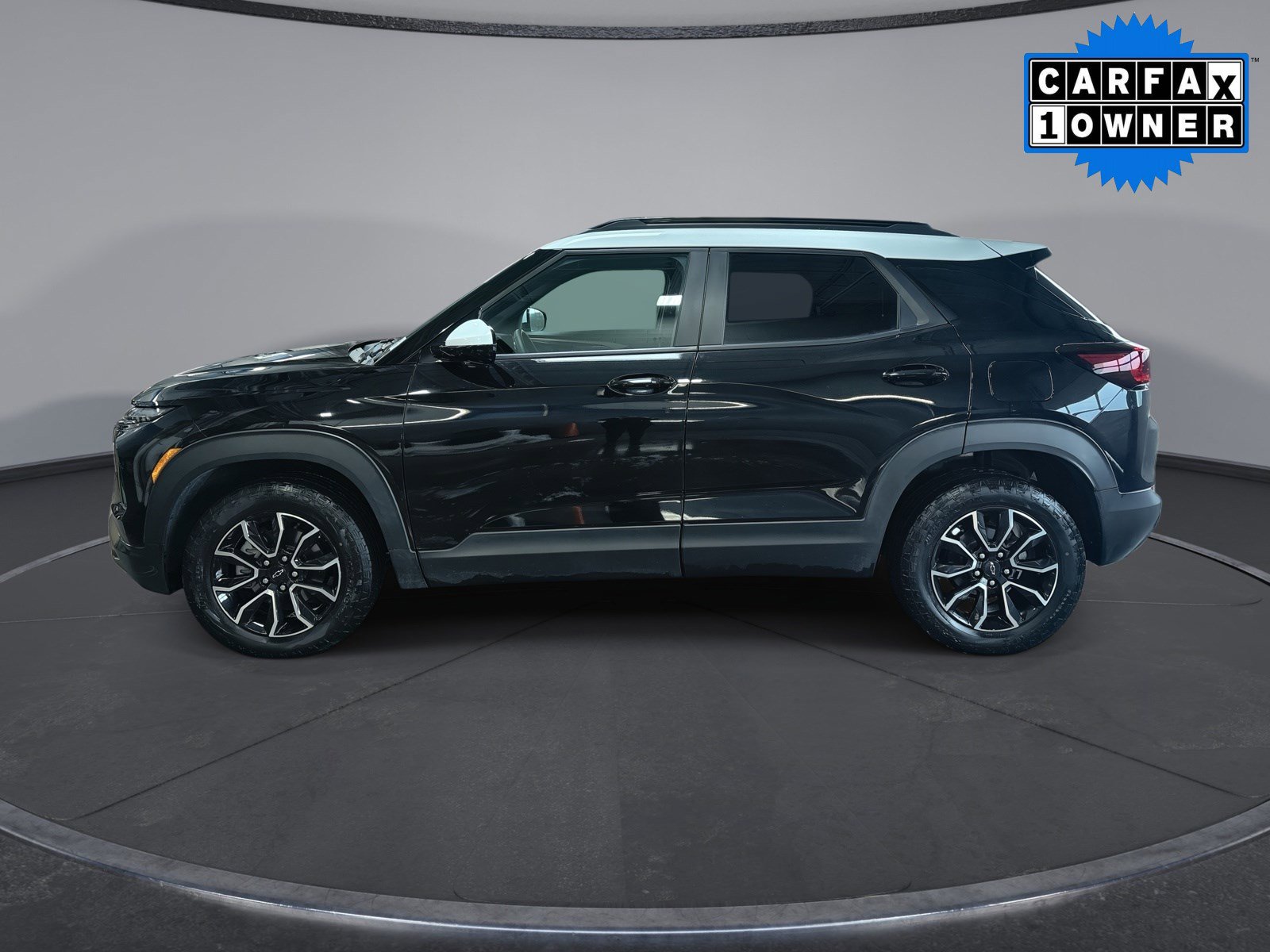 Used 2025 Chevrolet TrailBlazer ACTIV w/ Convenience Package AWD/4WD image 11