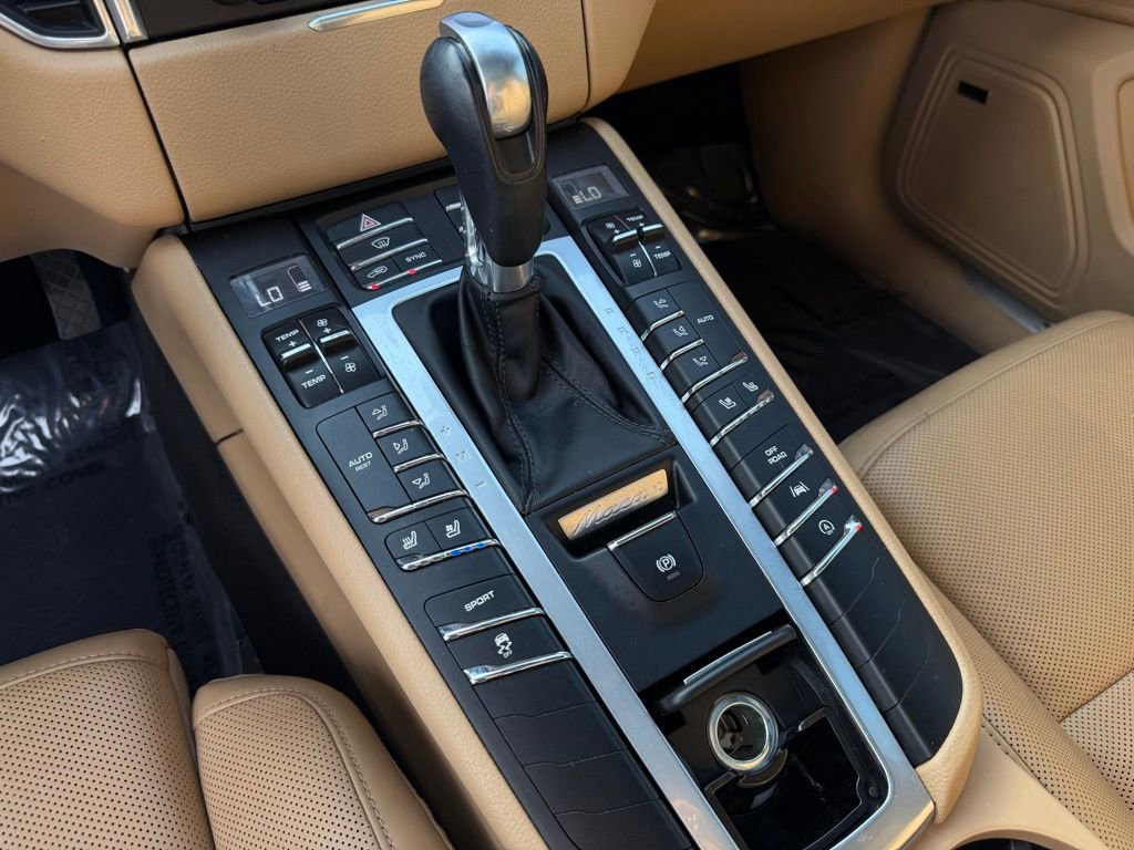 Used 2018 Porsche Macan S w/ Premium Package Plus image 22