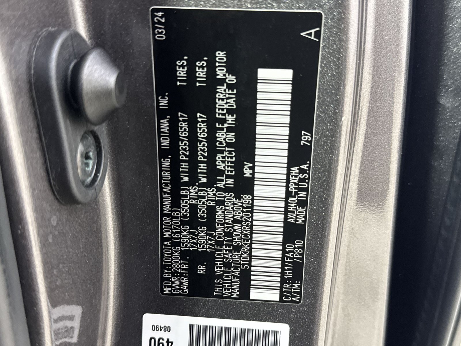 Used 2024 Toyota Sienna LE FWD image 37