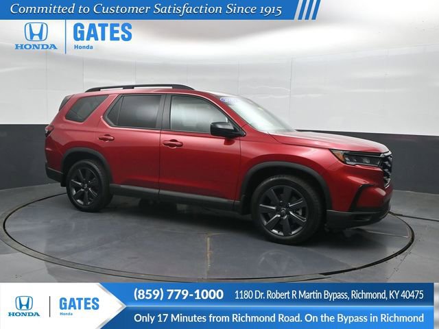 Certified 2025 Honda Pilot Sport image 1