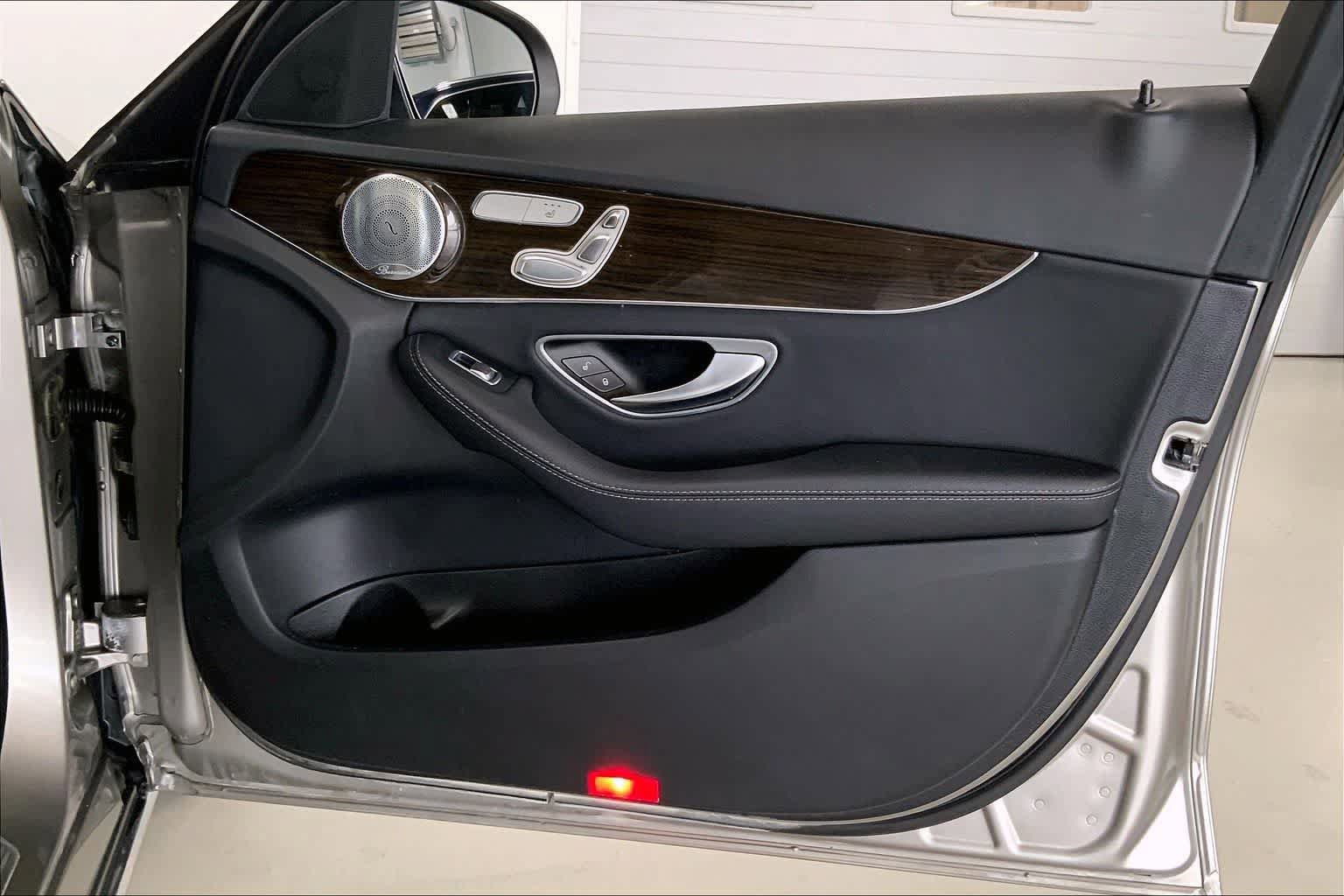 Used 2019 Mercedes-Benz C 300 4MATIC Sedan image 26