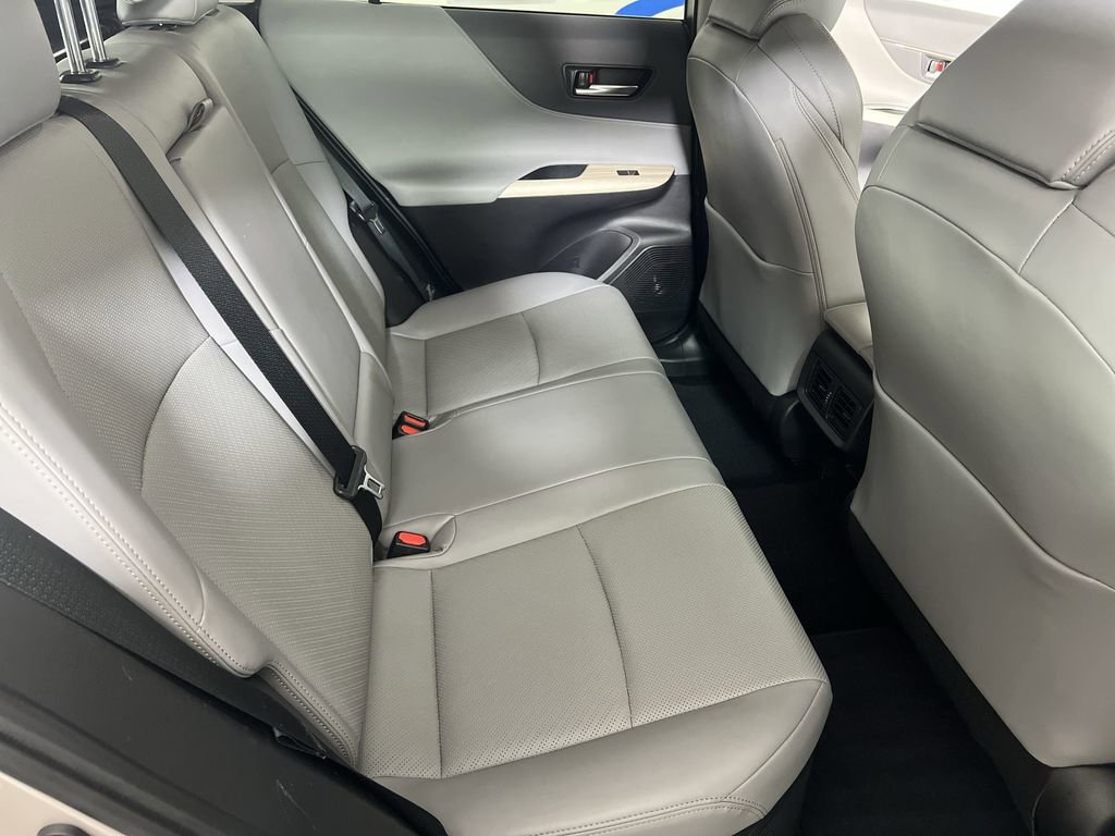 Used 2024 Toyota Venza Limited image 25