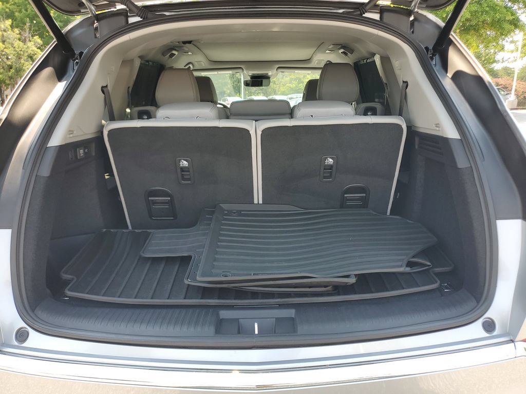 Certified 2026 Acura MDX w/ Technology Package FWD image 9