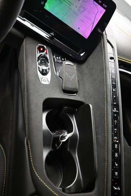 Used 2025 Chevrolet Corvette Stingray Premium Cpe w/ Z51 Performance Package RWD image 13