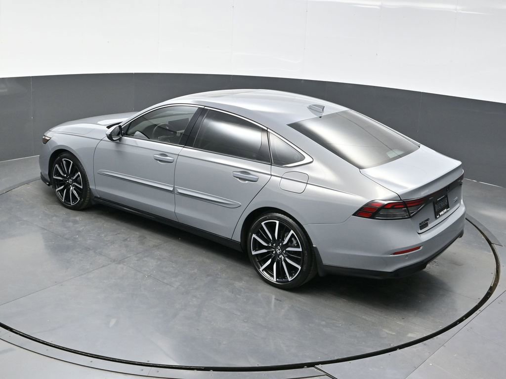 Used 2023 Honda Accord Touring image 39