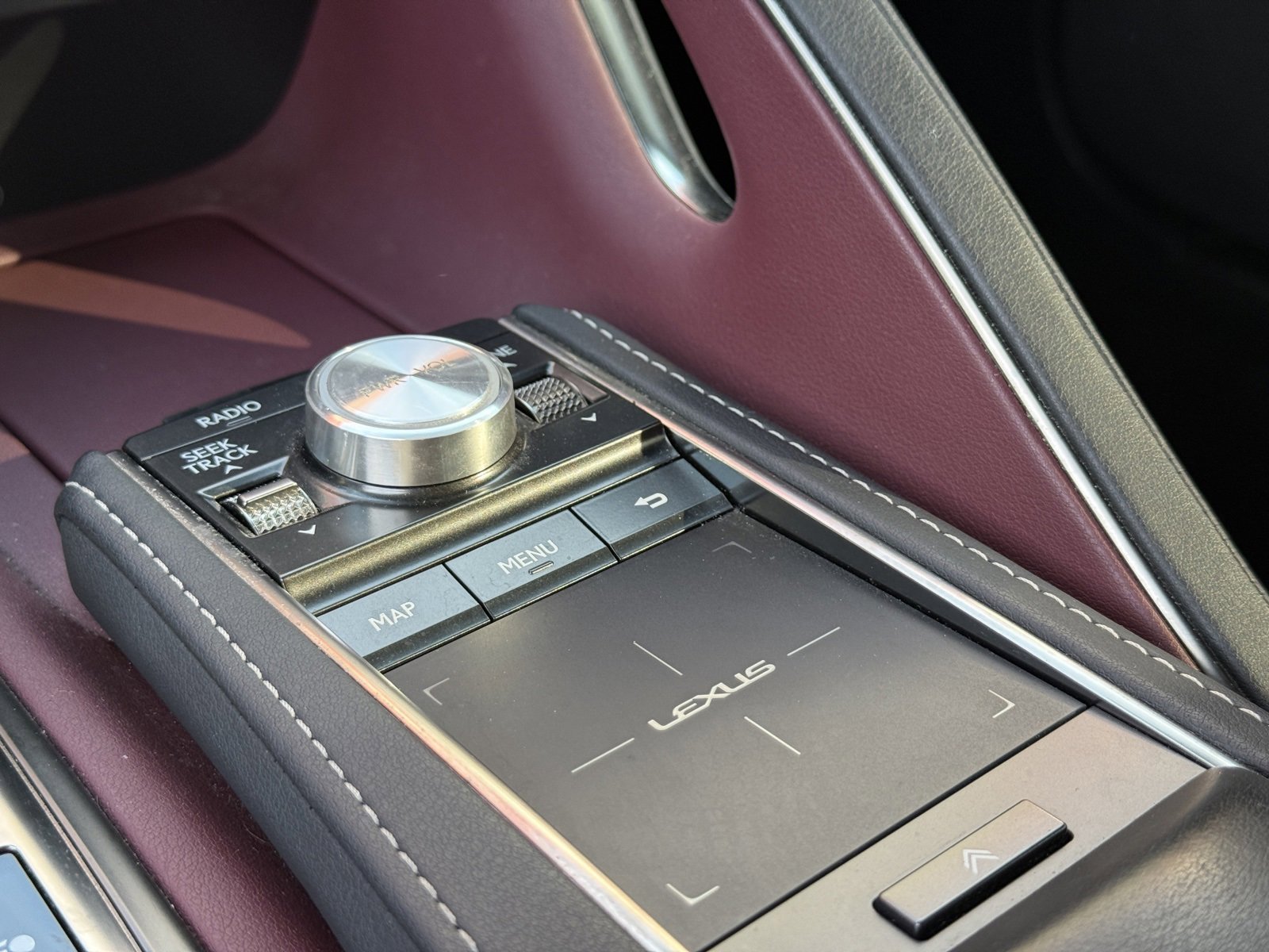 Used 2018 Lexus LC 500 Coupe image 16