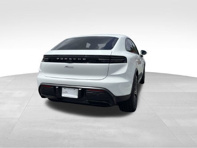 Used 2025 Porsche Macan Electric w/ Premium Package RWD image 5